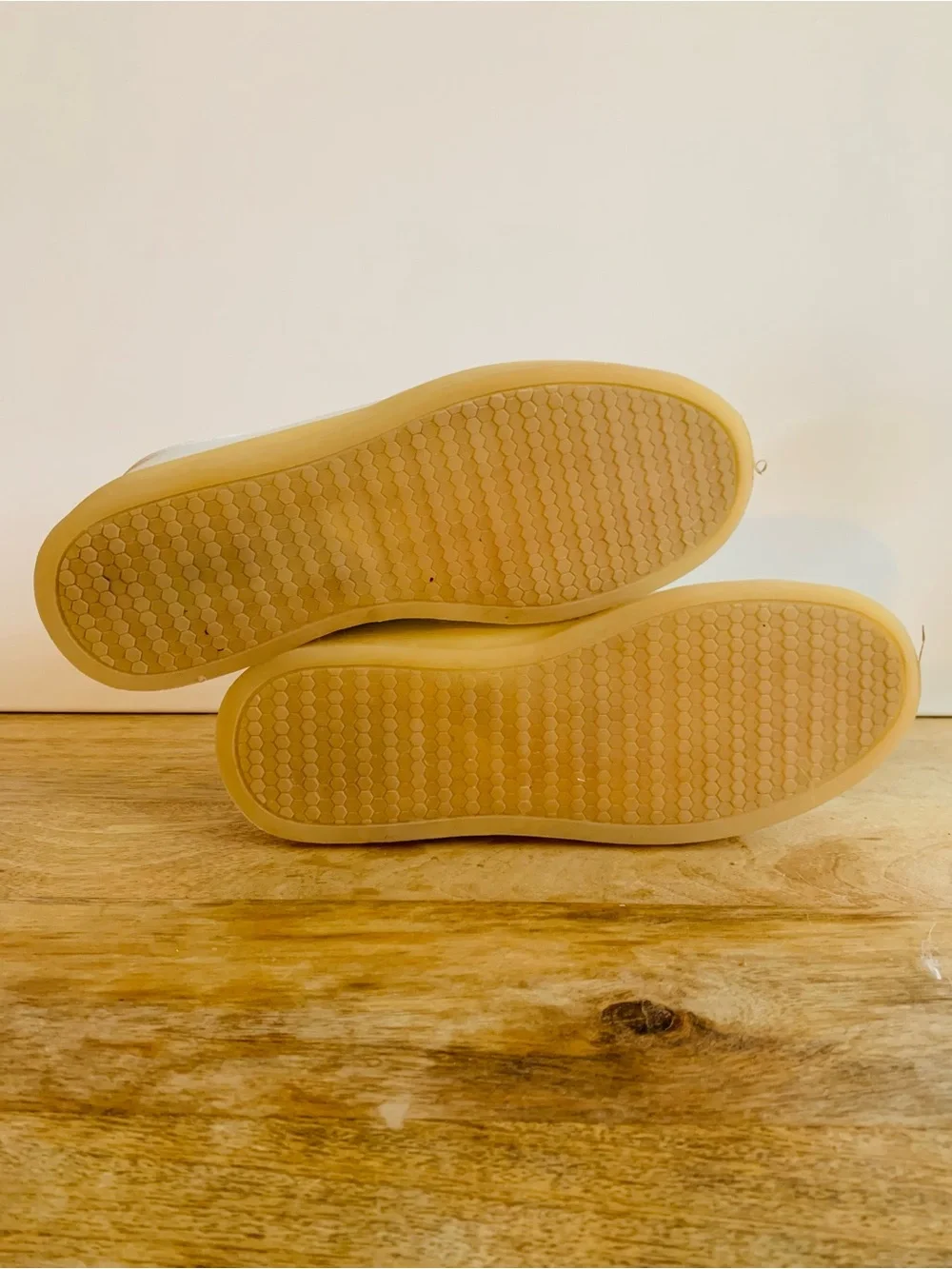 Wize & Ope classic white